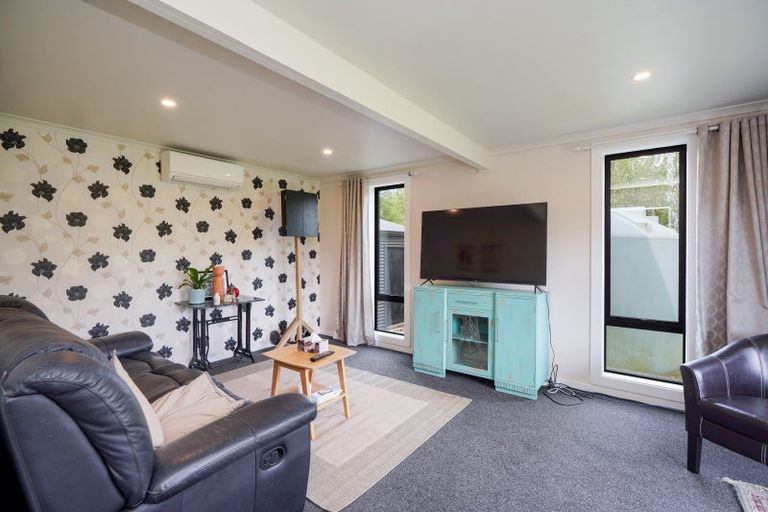 Photo of property in 72 Millton Park Road, Mill Road, Invercargill, 9871