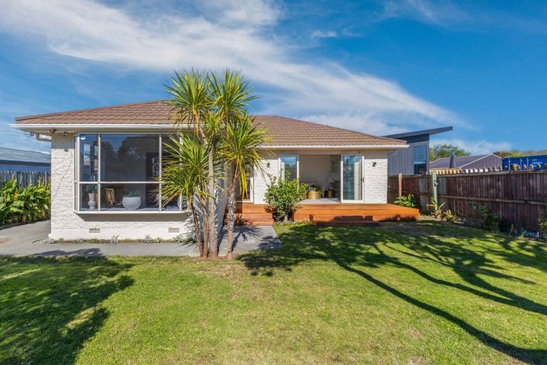 Photo of property in 40 Malta Crescent, South New Brighton, Christchurch, 8062