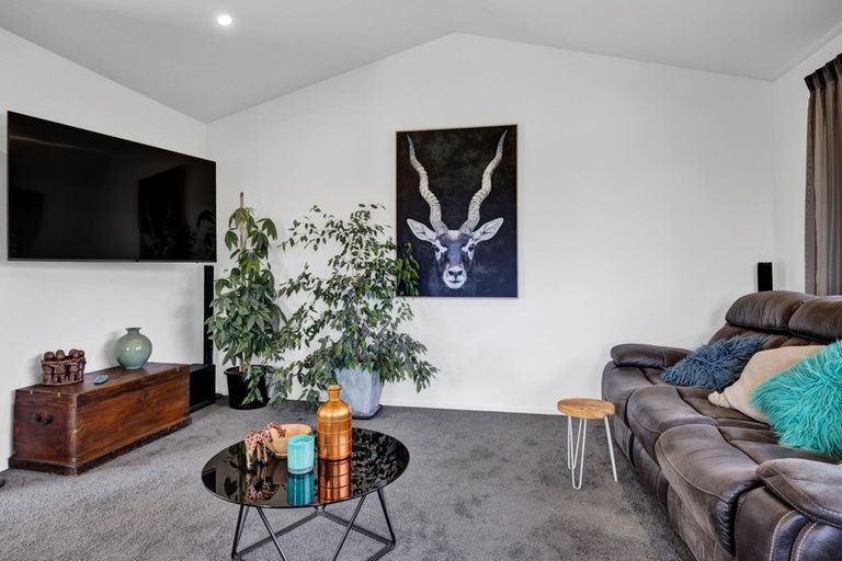 Photo of property in 511 Plymouth Road, Koru, New Plymouth, 4374