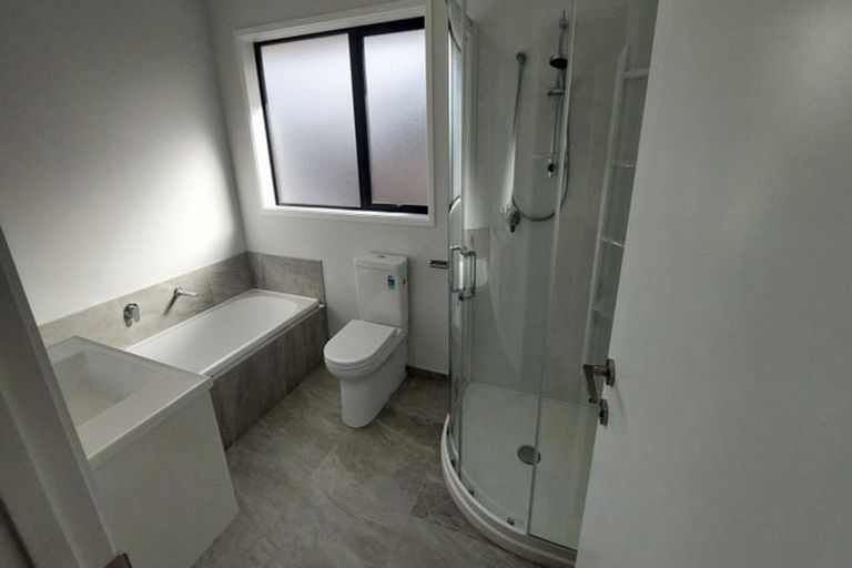 Photo of property in 88 Broadway Parade, Rolleston, 7615