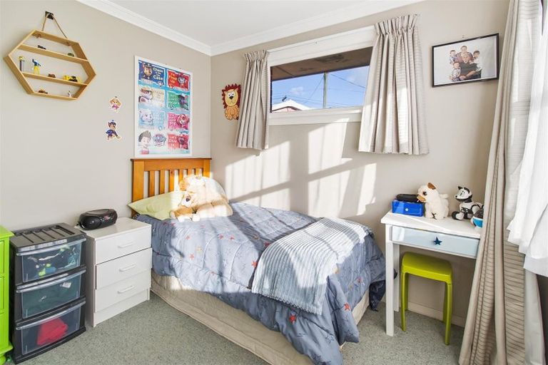 Photo of property in 8 Hughes Street, Waimate, 7924