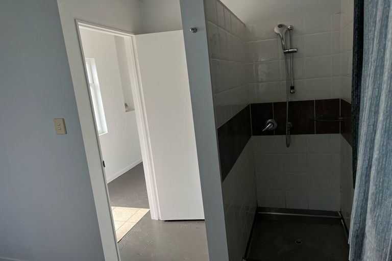 Photo of property in 129 Golf Road, Titirangi, Auckland, 0600