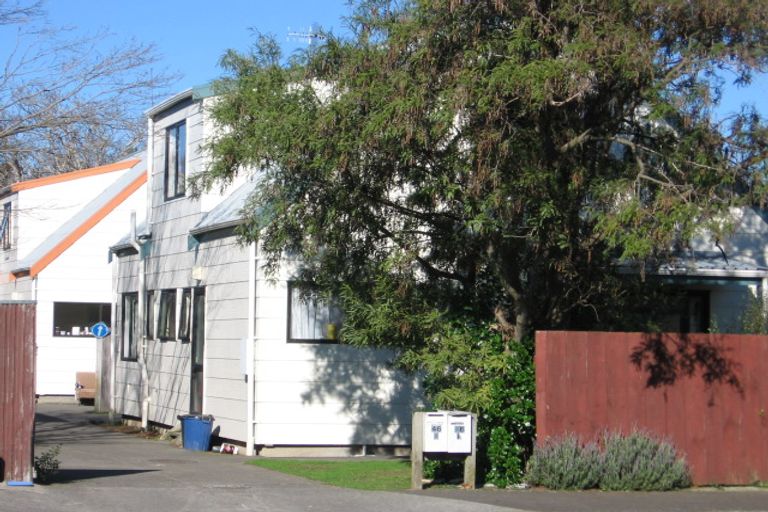 Photo of property in 46 Fitchett Street, Palmerston North, 4410