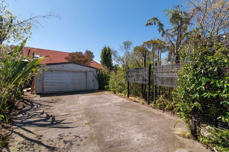 Photo of property in 14 Clouston Crescent, Fenton Park, Rotorua, 3010