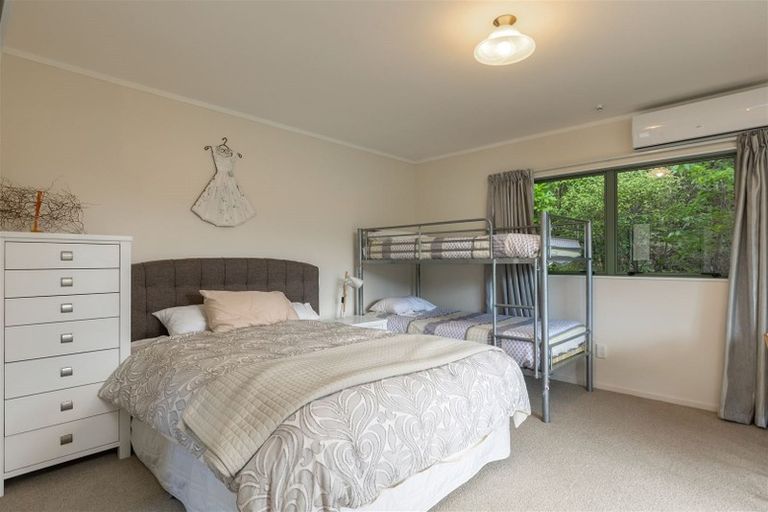 Photo of property in 21 Amelia Crescent, Waikawa, Picton, 7220