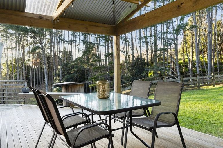 Photo of property in 52 Panorama Drive, Welcome Bay, Tauranga, 3175