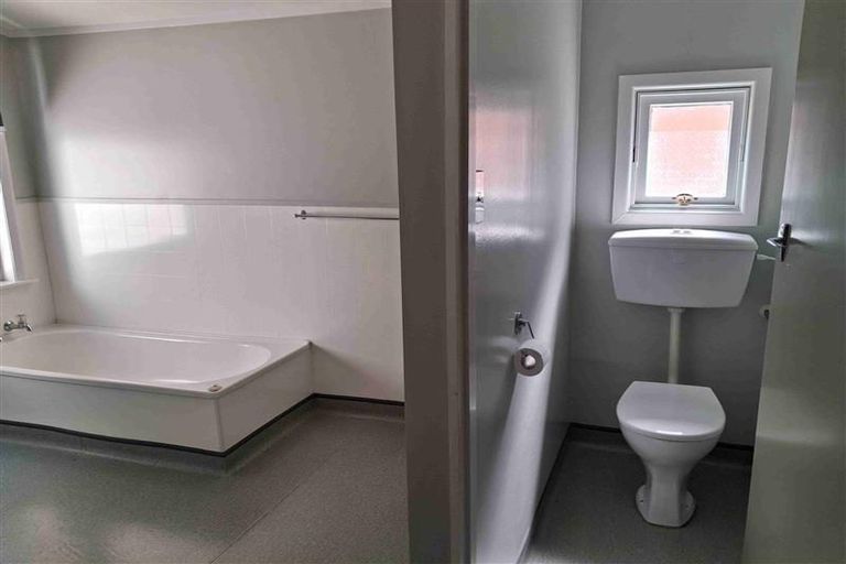 Photo of property in 9 Pukio Road East, Dyerville, Martinborough, 5781