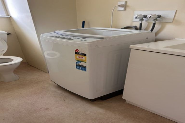 Photo of property in 29 Scarborough Terrace, Mount Victoria, Wellington, 6011