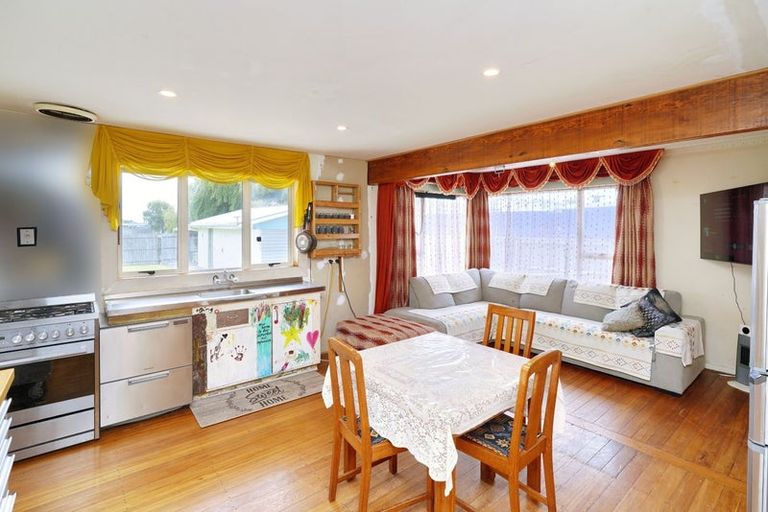 Photo of property in 171 Wainoni Road, Avondale, Christchurch, 8061