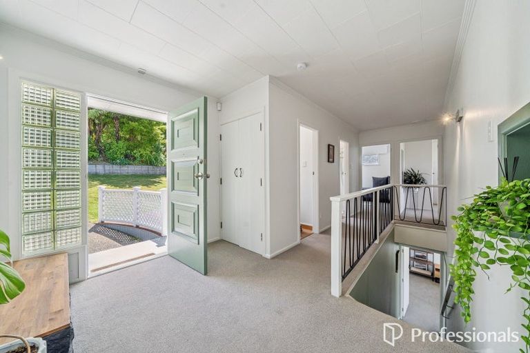 Photo of property in 10 Major Drive, Kelson, Lower Hutt, 5010