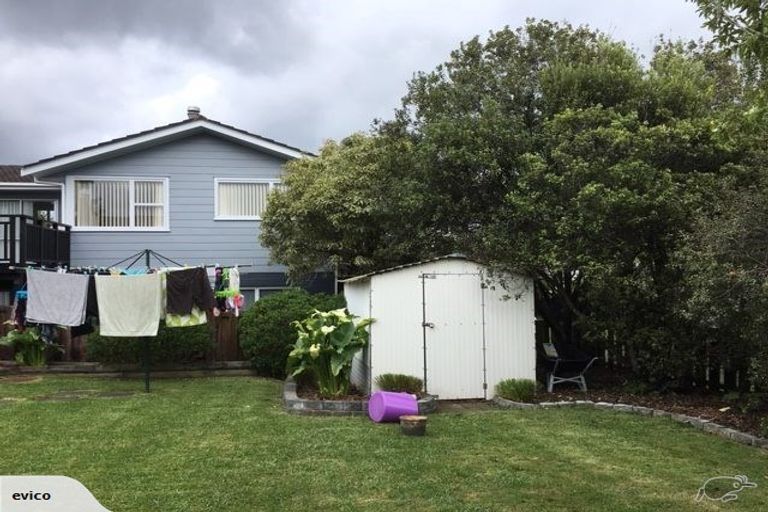 Photo of property in 355 Pakuranga Road, Pakuranga Heights, Auckland, 2010