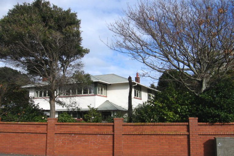 Photo of property in 89 Ludlam Crescent, Woburn, Lower Hutt, 5010