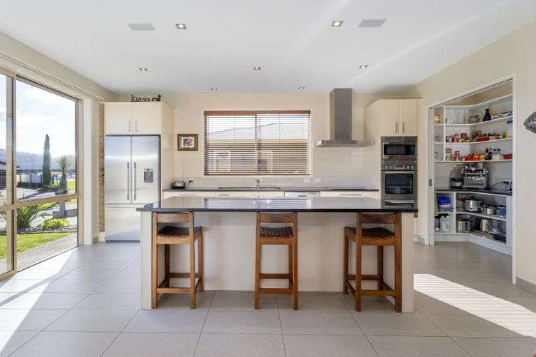 Photo of property in 22 Aquila Drive, Whitianga, 3510