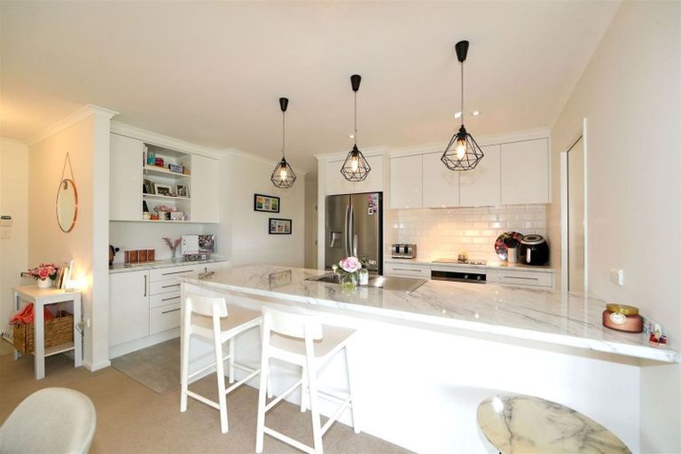 Photo of property in 73 Arataki Road, Havelock North, 4130