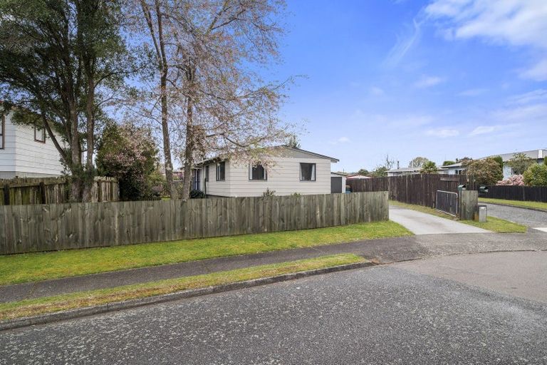 Photo of property in 20 Milton Grove, Owhata, Rotorua, 3010
