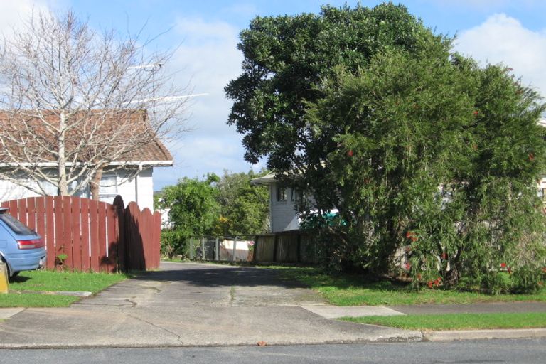 Photo of property in 1/46 Bay Vista Drive, Red Beach, 0932