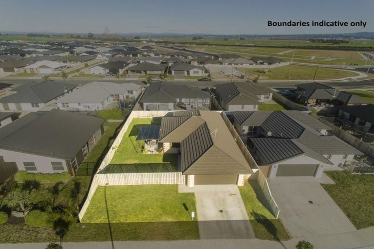 Photo of property in 19 Batty Street, Papamoa Beach, Papamoa, 3118