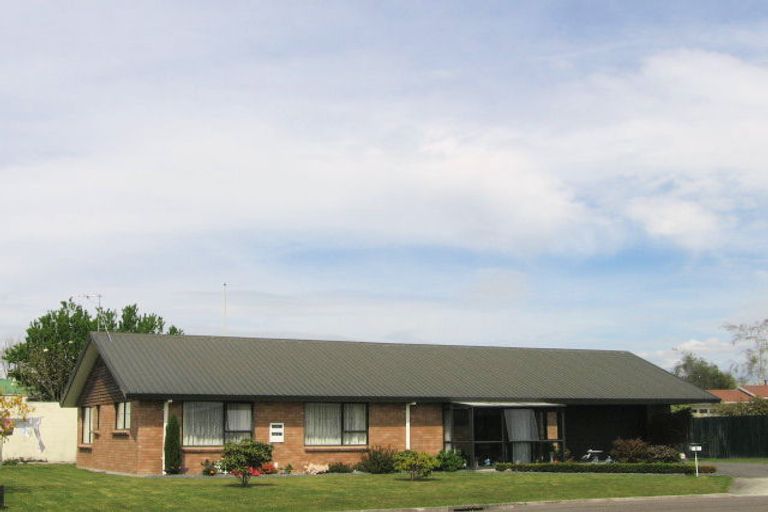 Photo of property in 4 Ashmore Place, Fairy Springs, Rotorua, 3015