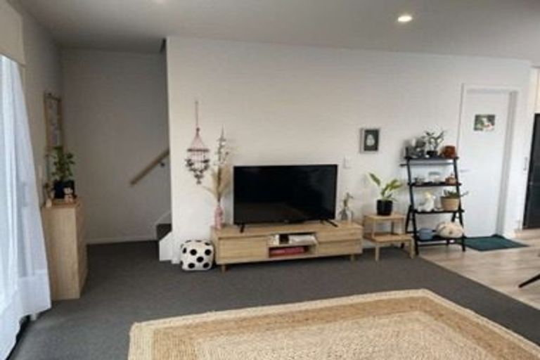 Photo of property in 1/130 Olliviers Road, Phillipstown, Christchurch, 8011