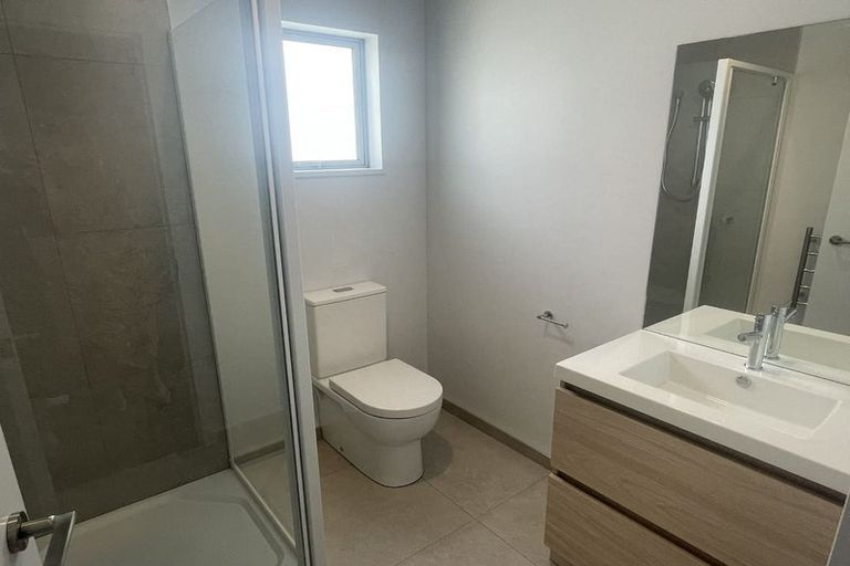 Photo of property in 4/111 Osborne Street, Waltham, Christchurch, 8011