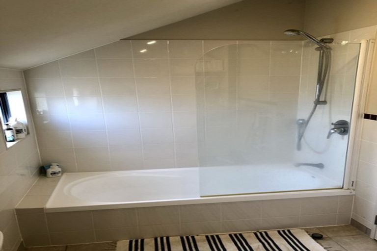 Photo of property in 4/48 Schnapper Rock Road, Schnapper Rock, Auckland, 0632