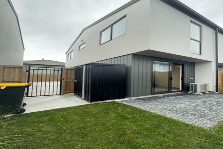 Photo of property in 2/4 Gibbon Street, Sydenham, Christchurch, 8023