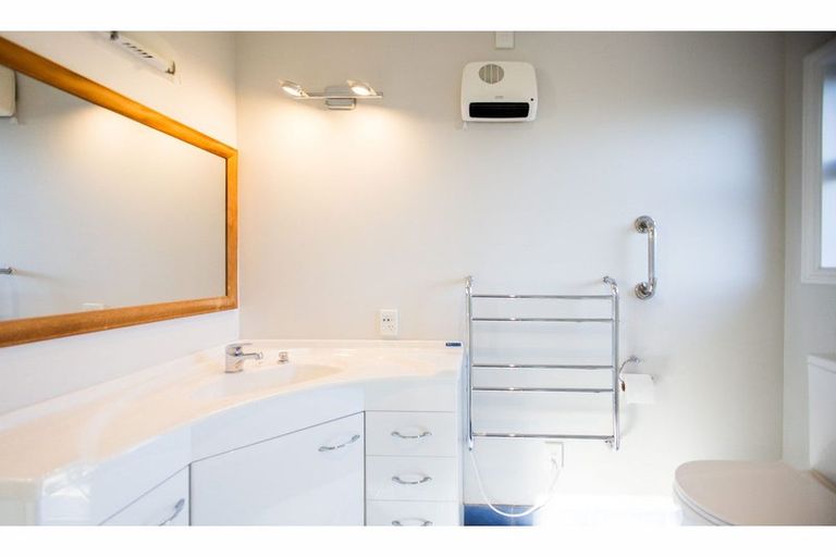 Photo of property in 4 Chateau Close, Gleniti, Timaru, 7910