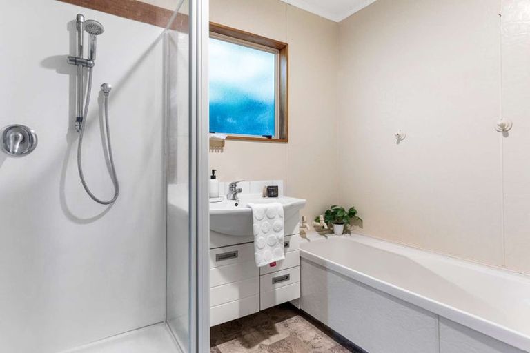 Photo of property in 35 Hodgkins Street, Pukehangi, Rotorua, 3015