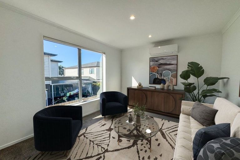 Photo of property in 39 Ngae Place, Mangere East, Auckland, 2024
