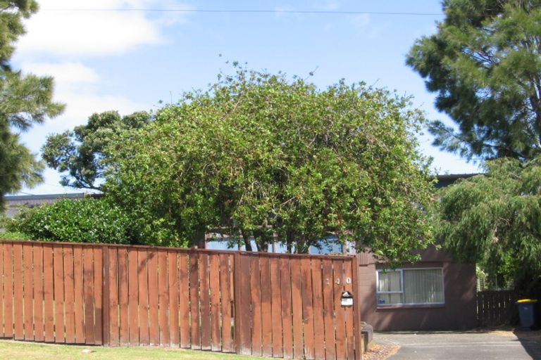 Photo of property in 140 Rangatira Road, Beach Haven, Auckland, 0626