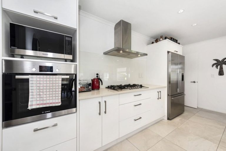 Photo of property in 3 Michael Terrence Place, Flagstaff, Hamilton, 3210