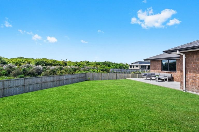 Photo of property in 8 Beckham Close, Grandview Heights, Hamilton, 3200