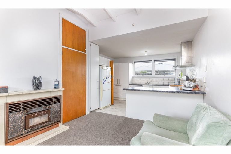 Photo of property in 181 Palmers Road, New Brighton, Christchurch, 8083