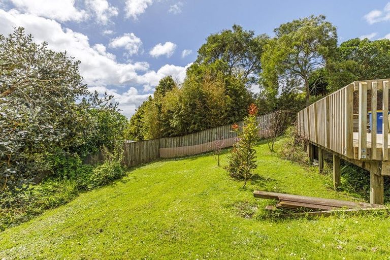 Photo of property in 20 Shanaway Rise, Hillcrest, Auckland, 0627