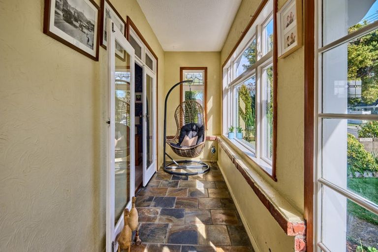 Photo of property in 1/62 Totara Crescent, Woburn, Lower Hutt, 5011