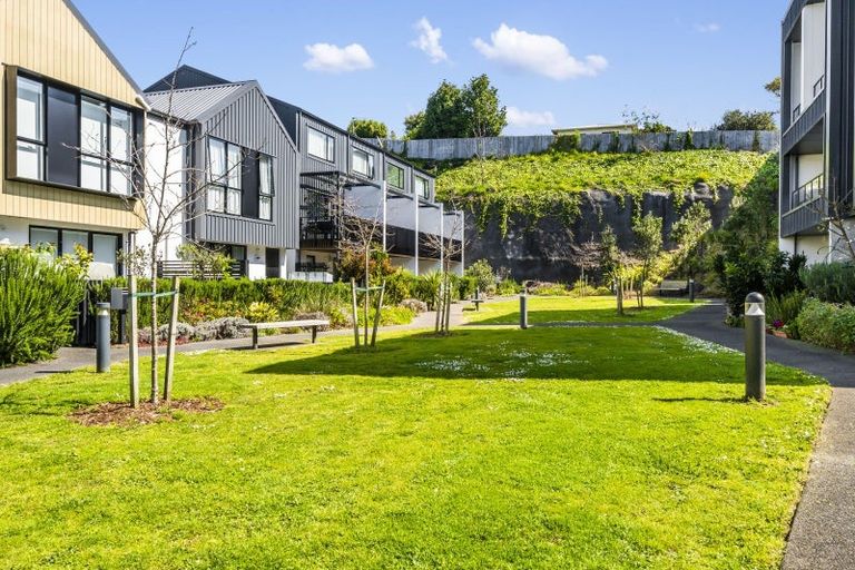 Photo of property in 105 Mangahoe Road, Mount Wellington, Auckland, 1062