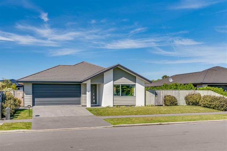 Photo of property in 27 Lambies Street, Marshland, Christchurch, 8083