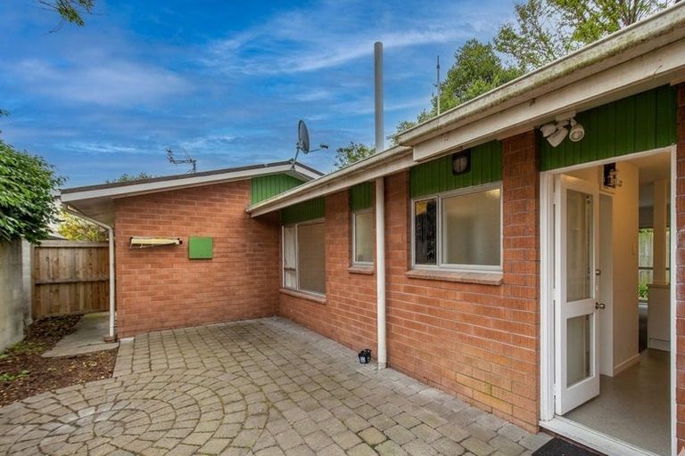 Photo of property in 2/13 Naseby Street, Merivale, Christchurch, 8014