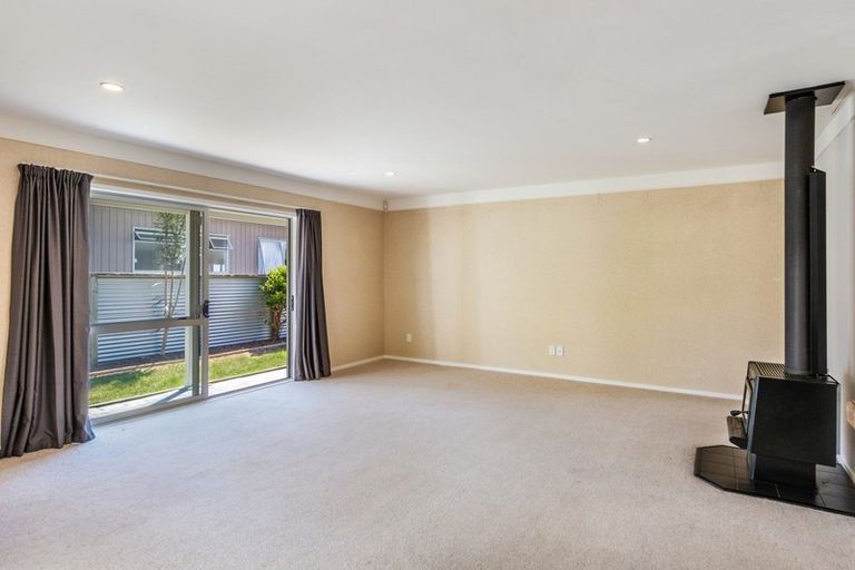 Photo of property in 35 Te Iwiheke Place, Turangi, 3334