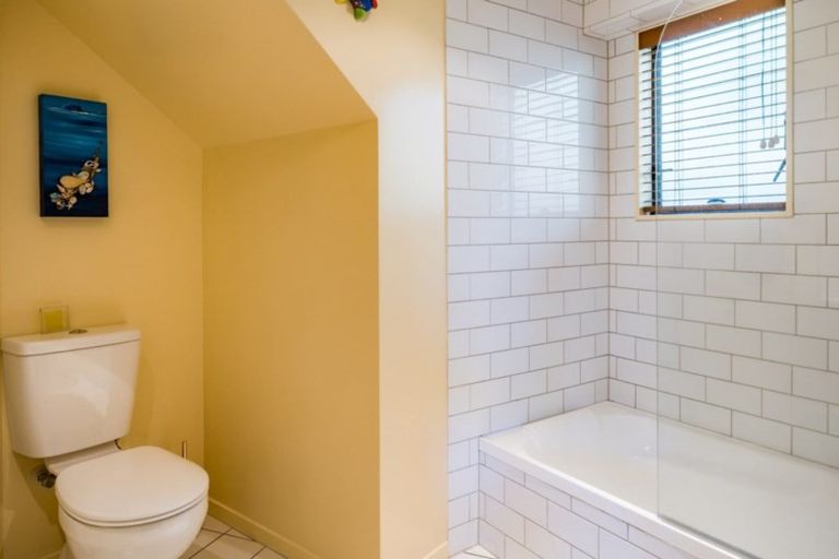 Photo of property in 44c Moana Road, Plimmerton, Porirua, 5026