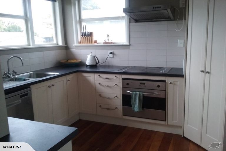 Photo of property in 3 Ilford Place, Awapuni, Palmerston North, 4412