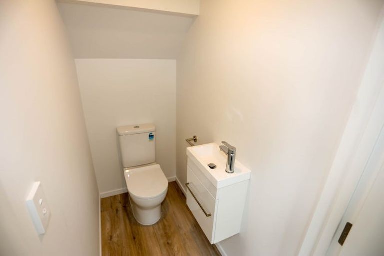 Photo of property in 4/130 Olliviers Road, Phillipstown, Christchurch, 8011