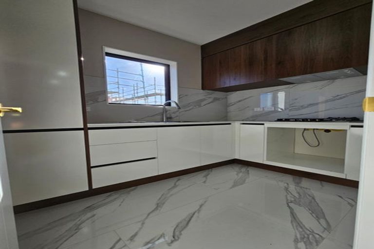 Photo of property in 6 Ritetai Street, Clarks Beach, 2122