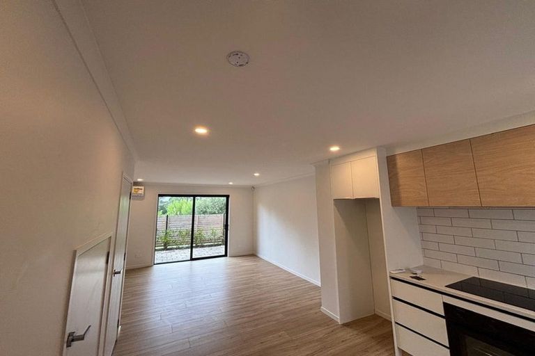 Photo of property in 2/5 King Street, Papakura, 2110