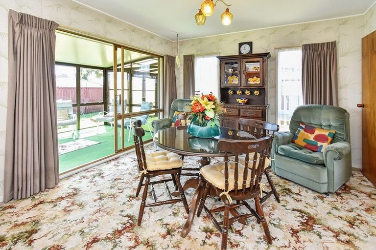 Photo of property in 5 Pettit Place, Manukau, Auckland, 2025