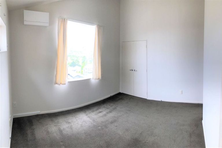 Photo of property in 63 Sheridan Terrace, Johnsonville, Wellington, 6037