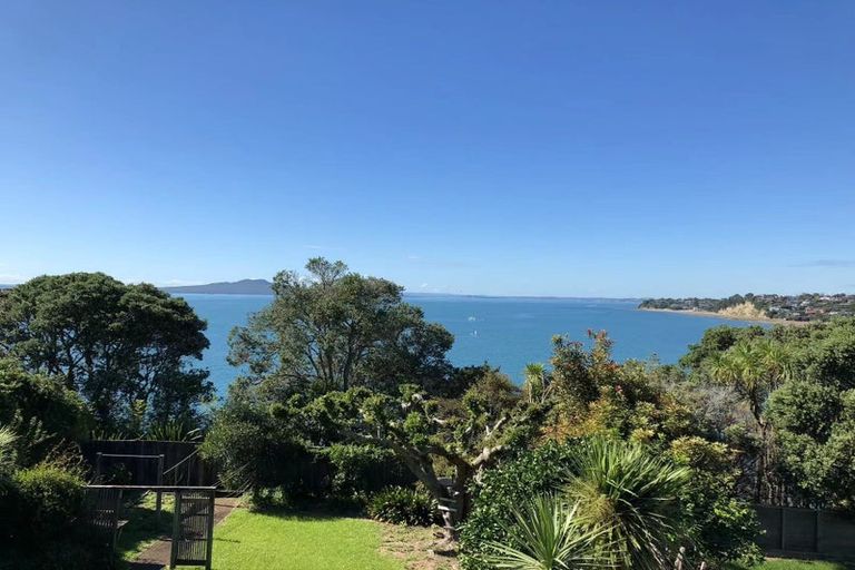 Photo of property in 13 Churchill Road, Murrays Bay, Auckland, 0630