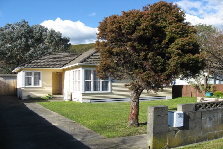 Photo of property in 38 Moohan Street, Wainuiomata, Lower Hutt, 5014