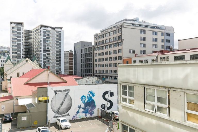 Photo of property in Monvie Apartments, 704/15 Holland Street, Te Aro, Wellington, 6011