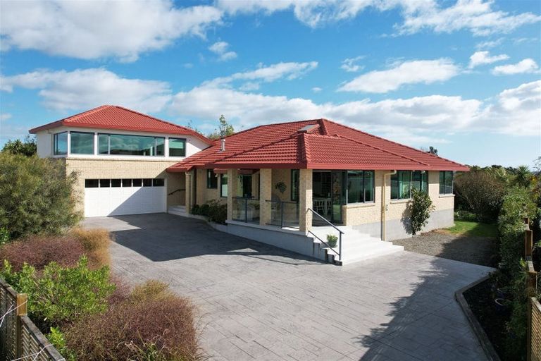 Photo of property in 13 Claremont Rise, Levin, 5510